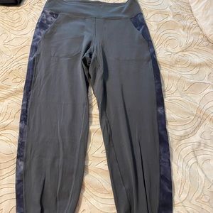 Lululemon align joggers size 10